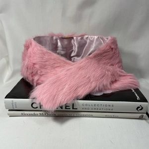 Pink rabbit fur collar